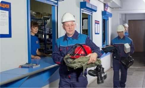 Управляющему персоналу